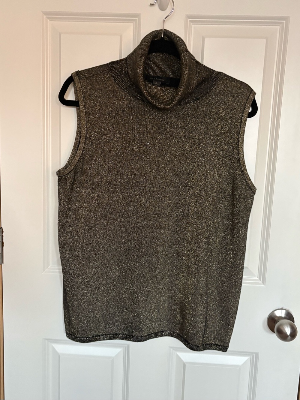 Ann Taylor Metallic Sleeveless Turtleneck Camisole in Gold